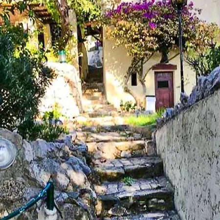 1 Bedroom Lovely In * Mentona