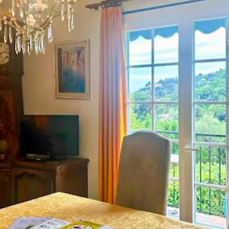 Dom wakacyjny 1 Bedroom Lovely In *